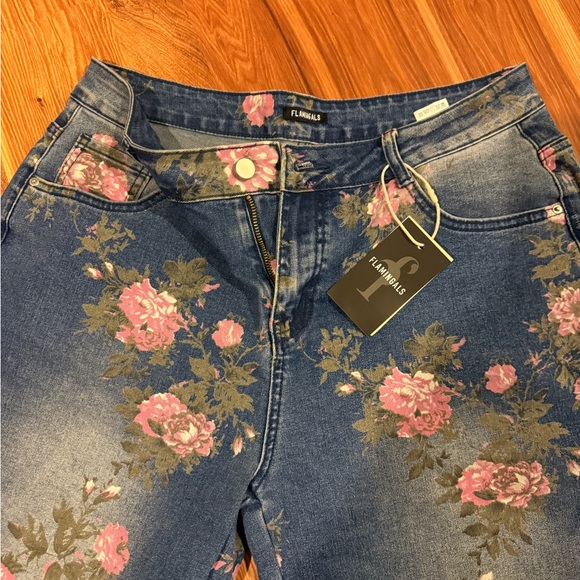 Flamingals cropped Floral Jeans - Picture 4 of 5